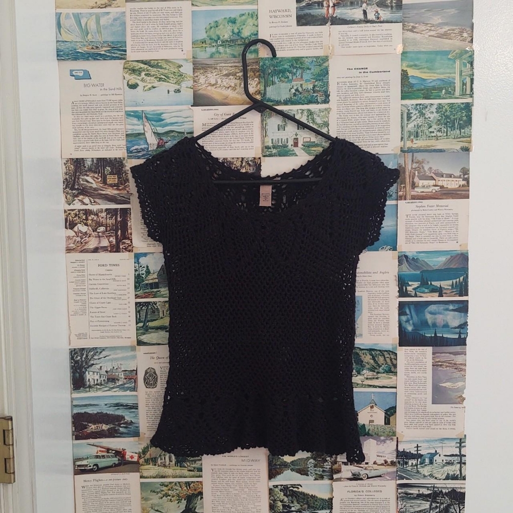 i.e. Black Crochet Top